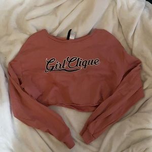 Long sleeved crop top